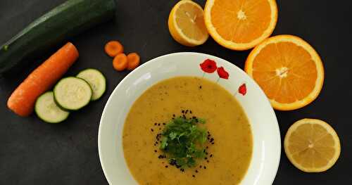 VELOUTÉ DE COURGETTES AU CITRON ET À L’ORANGE