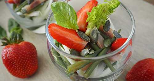 VERRINES DE HARENG FUMÉ AUX FRAISES