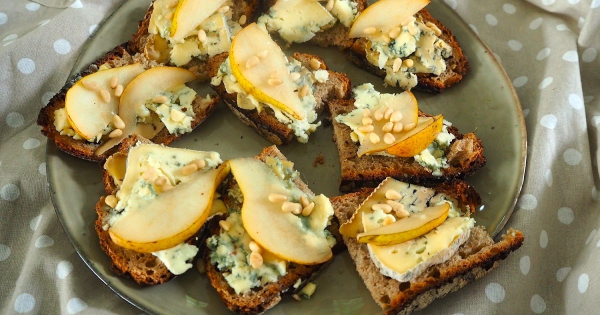 TARTINES DE POIRES GRATINÉES AU BLEU D’AUVERGNE