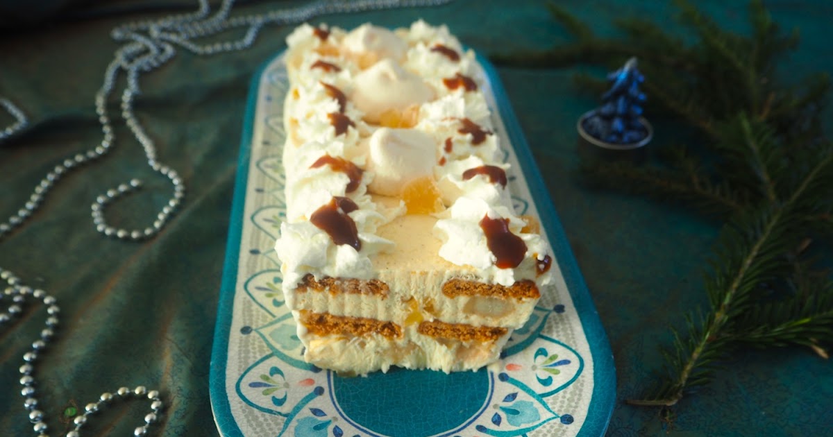 BÛCHE SEMIFREDDO AUX POIRES, ÉPICES ET GINGEMBRE