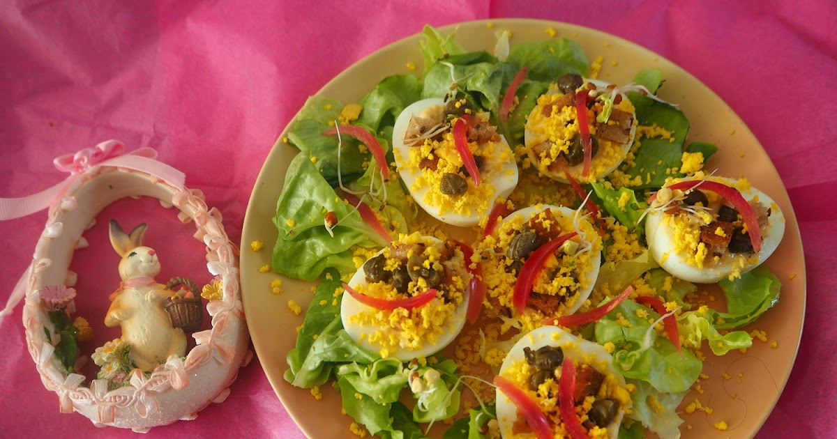 ŒUFS MIMOSA AUX CÂPRES ET OIGNONS ROUGES