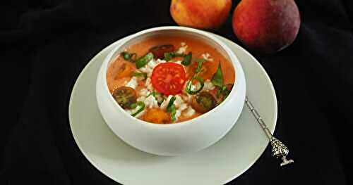 GASPACHO TOMATES, PȆCHES, FETA ET BASILIC