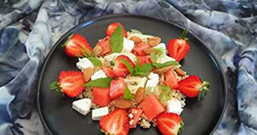 QUINOA AUX FRAISES, PASTÈQUE, FETA, FENOUIL ET AMANDES