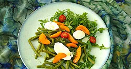 SALADE AUX ABRICOTS RÔTIS ET HARICOTS VERTS