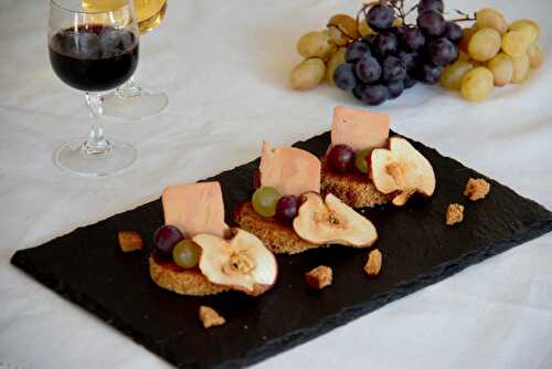 Bouchées automnales foie gras, pain d’épices et chips de pommes