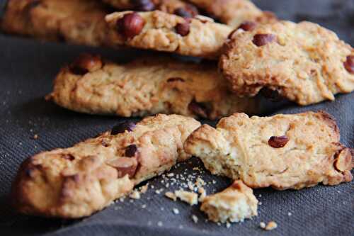 Canistrelli aux amandes et noisettes,les fameux biscuits corses…