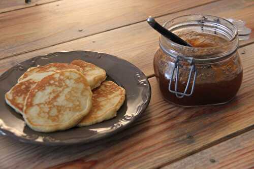 Pancakes et confiture pomme cannelle maison