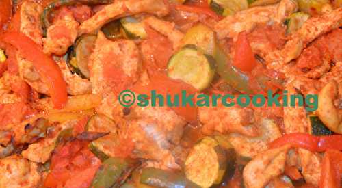 Aiguillettes de poulet paprika & legumes rôtis au basilic