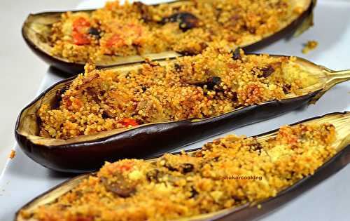 Aubergines, vegans, farcies à la semoule et sauce tahina  - Shukar Cooking