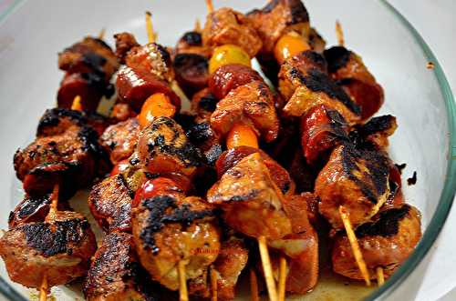 Brochettes de filet mignon et chorizo marinés au paprika à la plancha