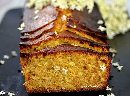 Cake au miel et à la fleur de sureau