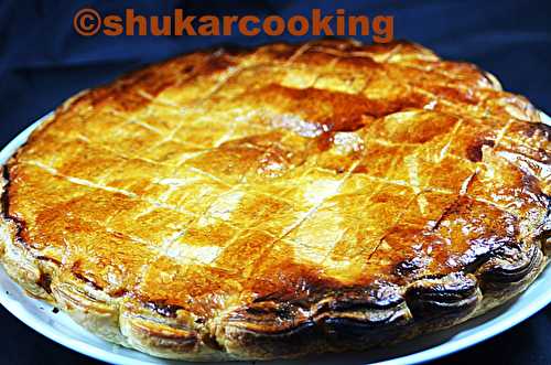 Galette des rois à la crème d’amande et carambar