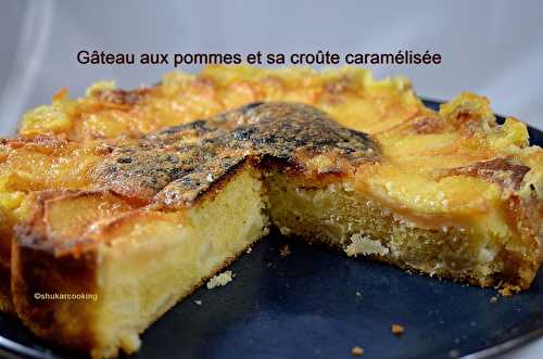 Gâteau aux pommes et sa croûte caramélisée