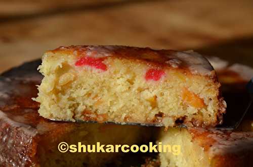 Gâteau noix de coco et fruits tropicaux