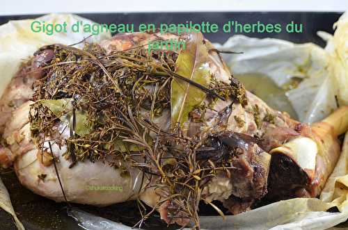 Gigot d’agneau en papillote d’herbes du jardin