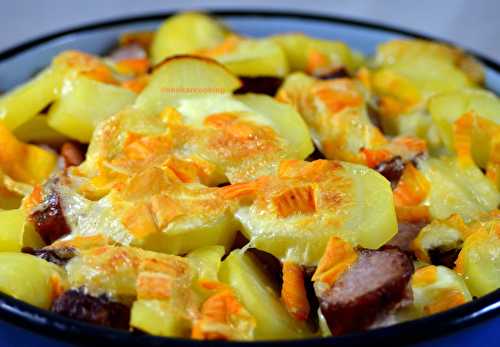 Gratin de saucisses et pommes de terre au reblochon