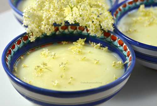 Mouhalabieh à la fleur de sureau