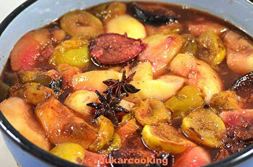 Papillote de pêches, prunes, figues rôties au miel