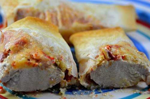 Suprême de poulet à la crème de poivrons grillés cuit en papillotes de brick