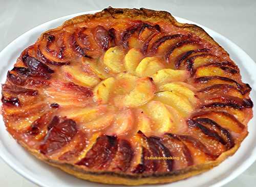 Tarte fine aux nectarines et pèches