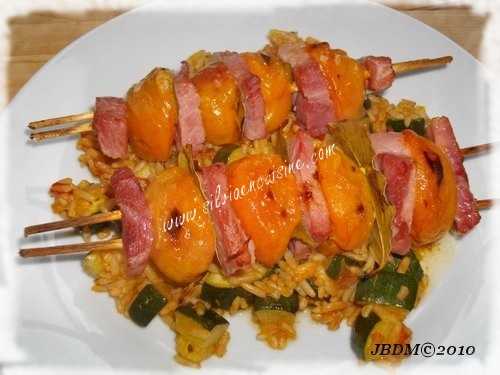 Brochettes de Jambon & Abricots au Laurier