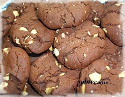 Cookies au Chocolat Noir & Noisettes