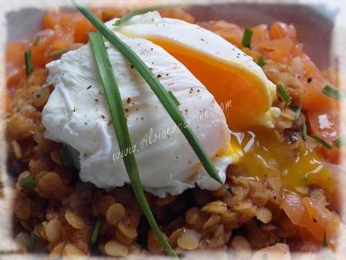 Lentilles Corail au Massalé, Saumon Fumé & Oeuf Poché