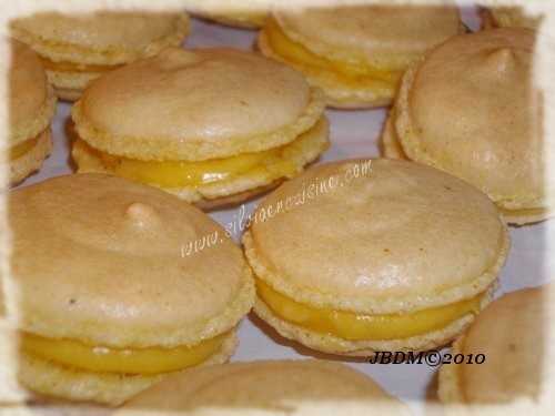 Macarons au Curcuma & Passion