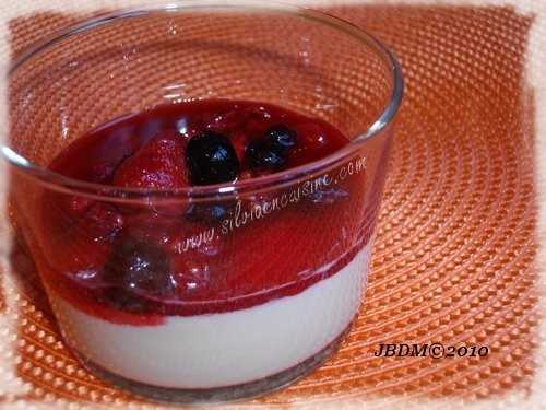 Panna Cotta aux Fruits Rouges