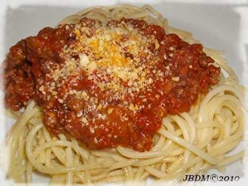 Pâtes Spaghetti Sauce Bolognaise au Vin Rouge (Italie)