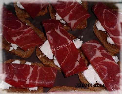 Tartines de Coppa au Brocciu & Confiture de Figues