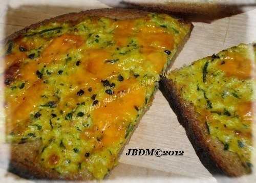 Tartines de Courgettes & Cheddar