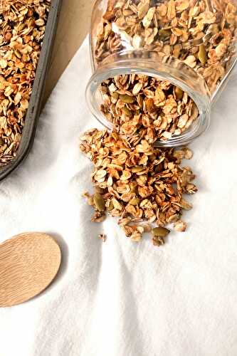 Granola à la pomme et aux graines de citrouille vegan - Simplement Frais