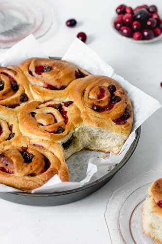 Brioches aux canneberges et chocolat vegan - Simplement Frais