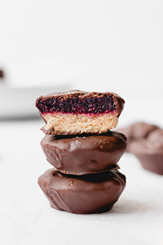 Bouchées aux fruits rouges et chocolat vegan (sans cuisson)