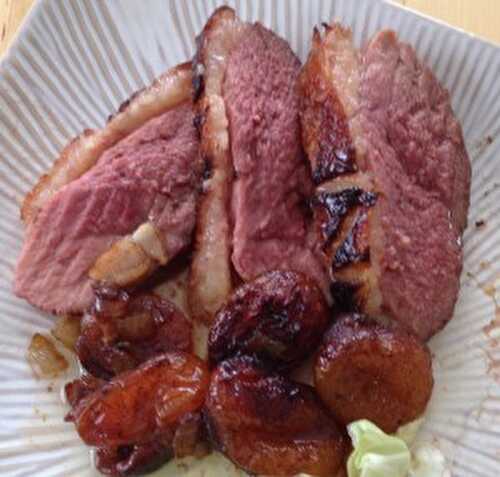 Magret de canard aux abricots