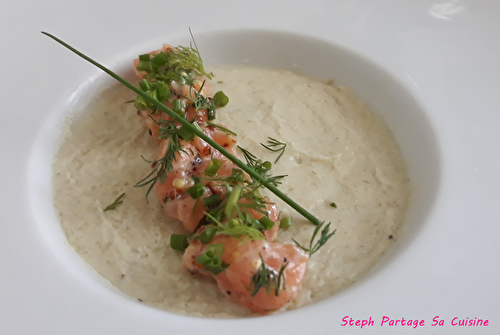 Panna cotta au fenouil, tartare de saumon à la moutarde à l’ancienne