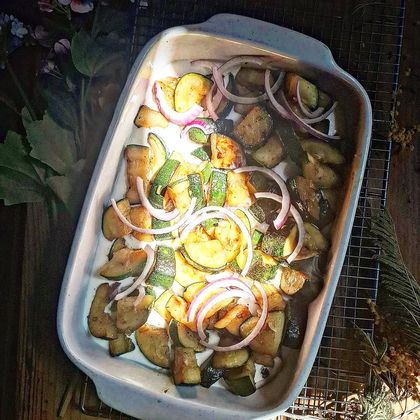 Courgettes Pimentées sur Crème de Feta