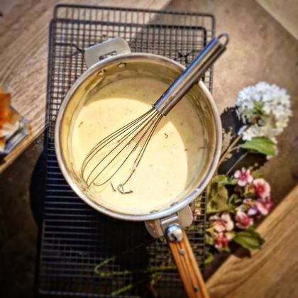 Appareil à Flan sans Œufs à la Vanille et au Safran