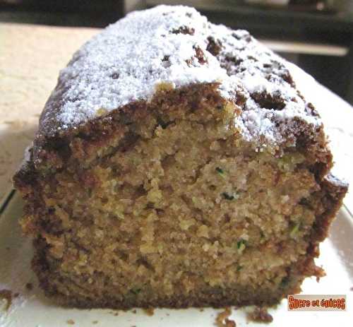 Cake à l'ananas et à la courgette