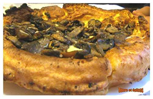 Dutch baby pancake aux champignons et au fromage