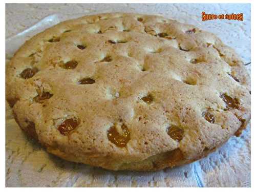 Gâteau moelleux aux amandes et aux mirabelles