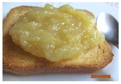 Marmelade express ananas-pommes aromatisée à la vanille et au rhum - sucreetepices.over-blog.com