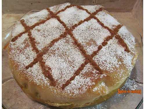 Pastilla au poulet et amandes