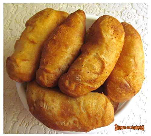 Pirojki - beignets farcis au fromage frais sec ou à la ricotta