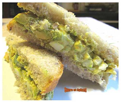 Sandwich oeuf avocat