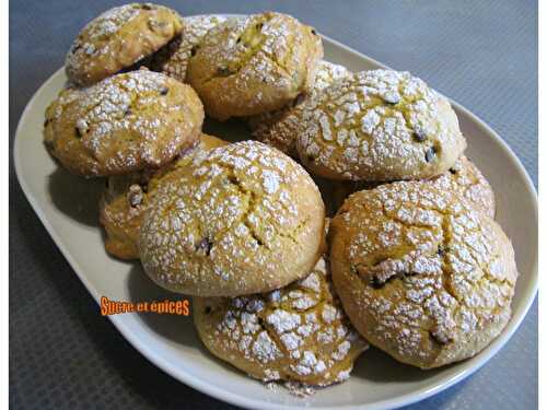 Biscuits moelleux à l'orange et aux pépites de chocolat - www.sucreetepices.com