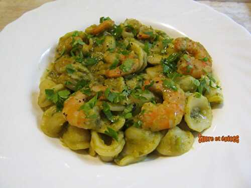 Orecchiette aux crevettes et petits pois - www.sucreetepices.com