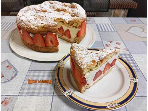 Gâteau Karpatka façon fraisier - Recette en vidéo