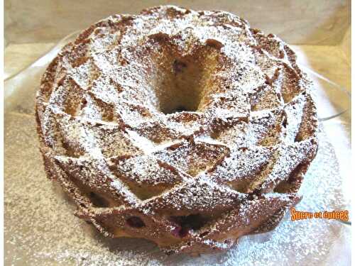 Gâteau aux framboises à la semoule - Recette en vidéo